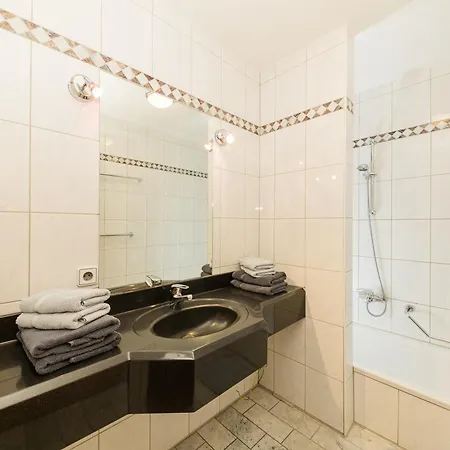 Lägenhetshotell Feriengut Hasenau 4*