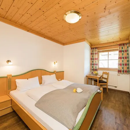 Feriengut Hasenau Aparthotel Saalbach-Hinterglemm