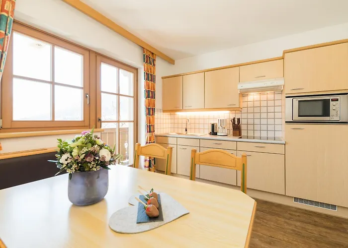 מלון דירות Feriengut Hasenau 4*